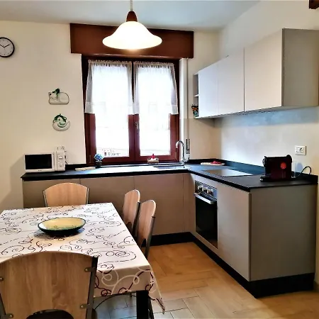 Con 3 In Centro Cir-aosta-0325 * アオスタ